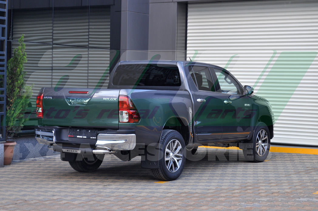 Bara protectie spate Toyota Hilux fabricata din inox + poliuretan Bara protectie spate Toyota Hilux fabricata din inox + poliuretan