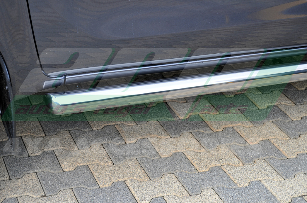 Praguri laterale inox Toyota Hilux 2006+ Praguri laterale inox Toyota Hilux 2006+